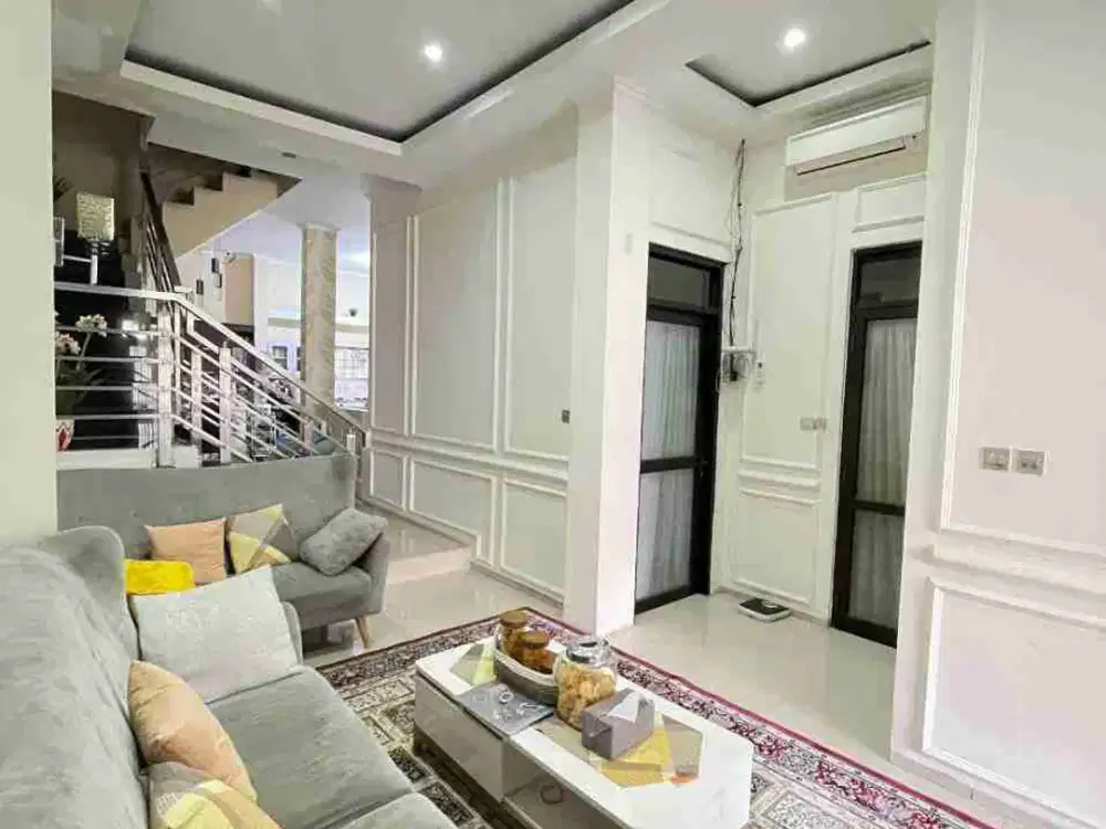 Rumah Bagus Terawat Sayap Batununggal