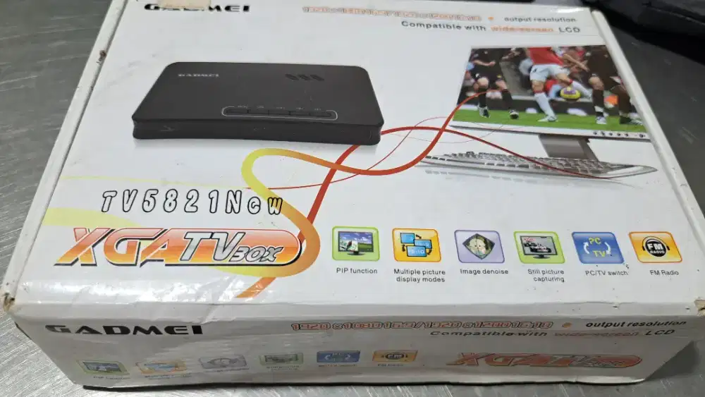 XGA TV Box GADMEI TV5821 LIKE NEW