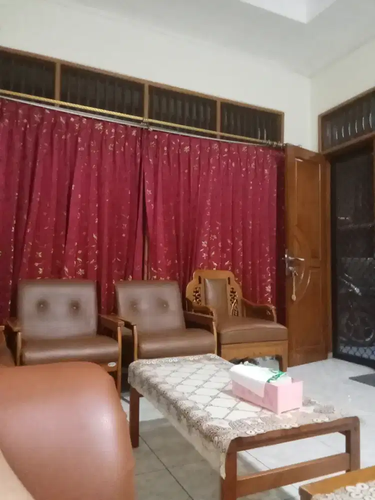Asisten rumah tangga
