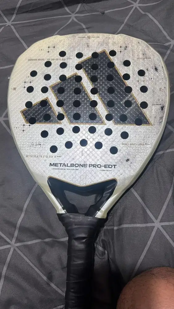 Raket padel adidas