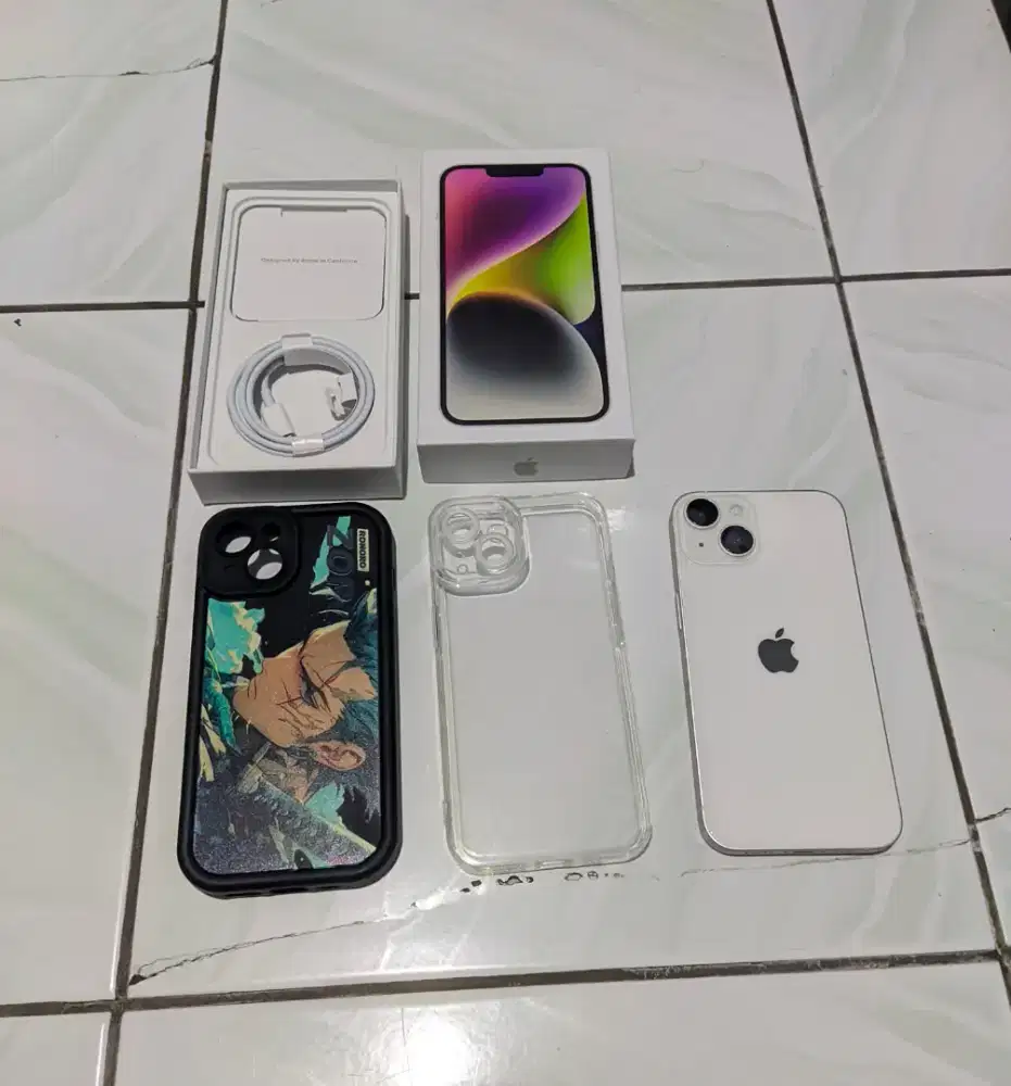 iPhone 14 White 128GB Fullset Inter Wifi Only Mulus