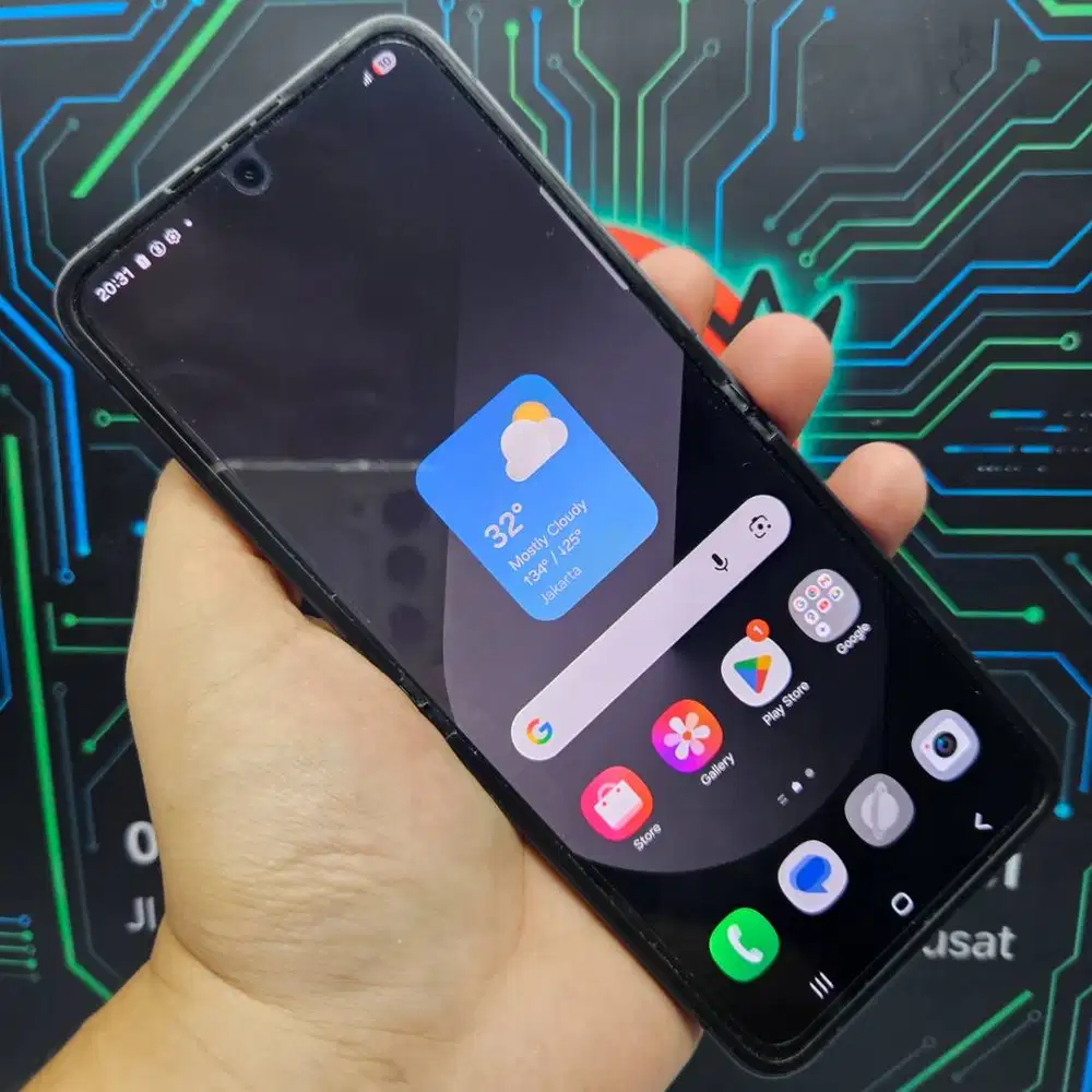 Samsung Galaxy Z Flip 6 12/256GB Black Crafted Exclusive Resmi Fullset