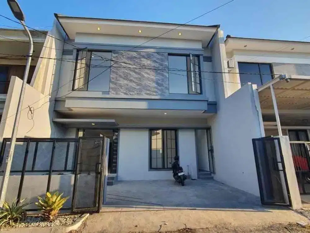 Baru gress‼Dijual rumab klampis semolo barat