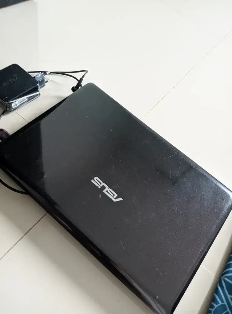 Dijual laptop ASUS X43U