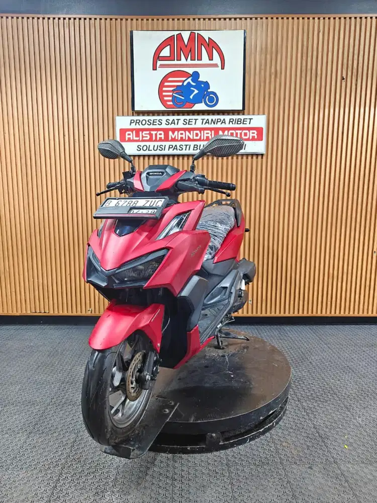 KREDIT DP 1JT VARIO 160 CBS BISA TRADE IN/BAYAR PAKAI CC/PAYLATER
