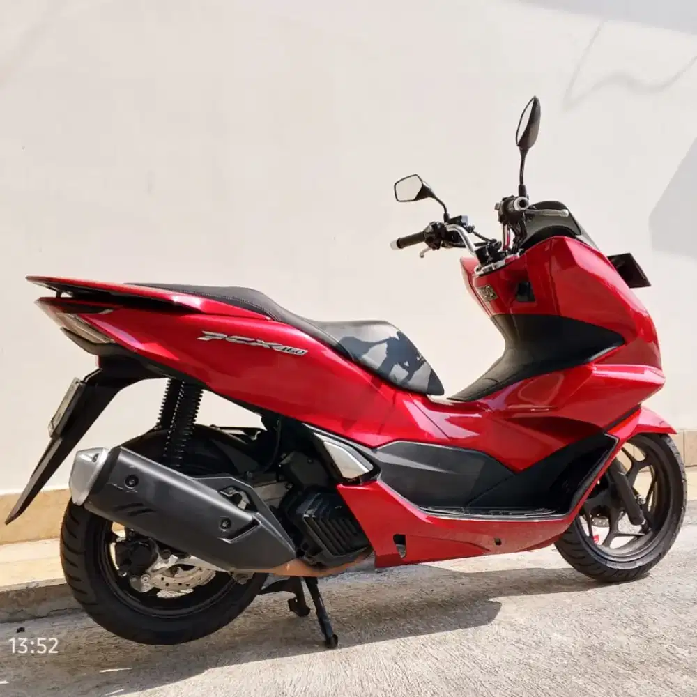 HONDA PCX 160  CBS TAHUN 2024 PAJAK TERIMA OFF 4-2025