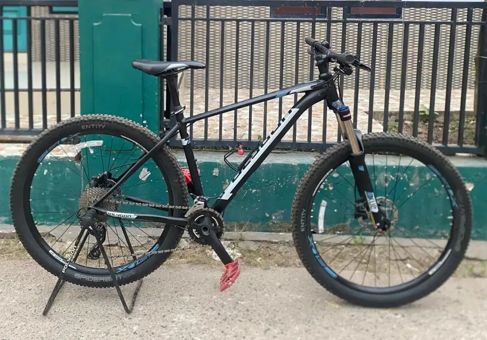 Polygon Xtrada 6 M 27.5