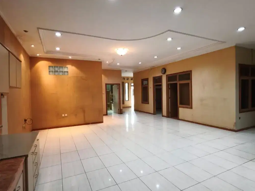 Rumah Bagus Hitung Harga Tanah di Taman Holis Indah
