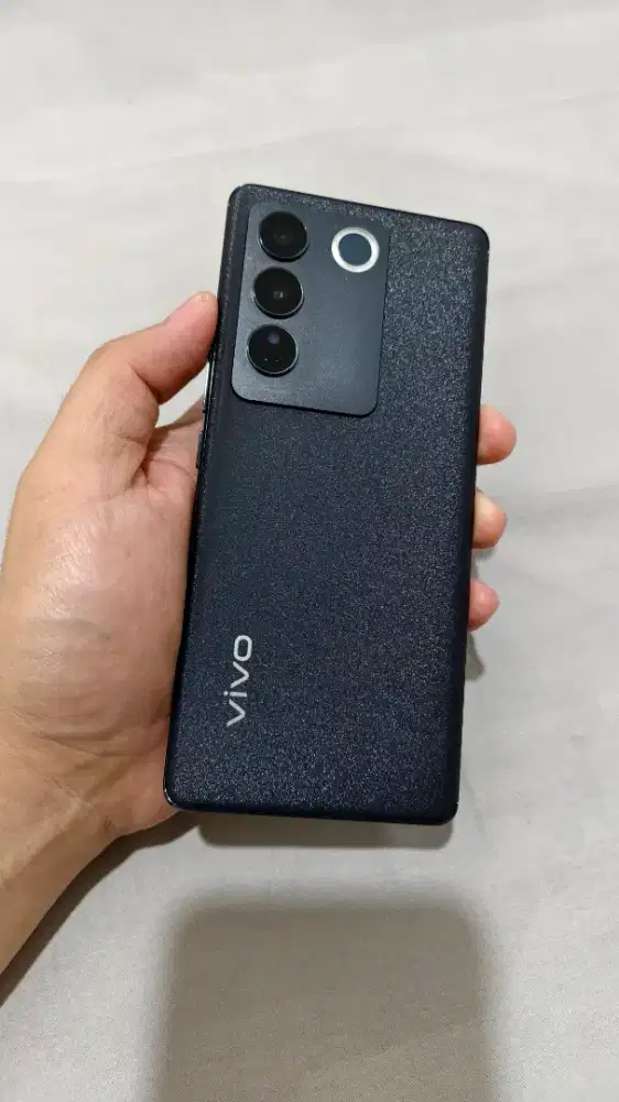 Dijual VIVO V27 5G second (full set no minus)