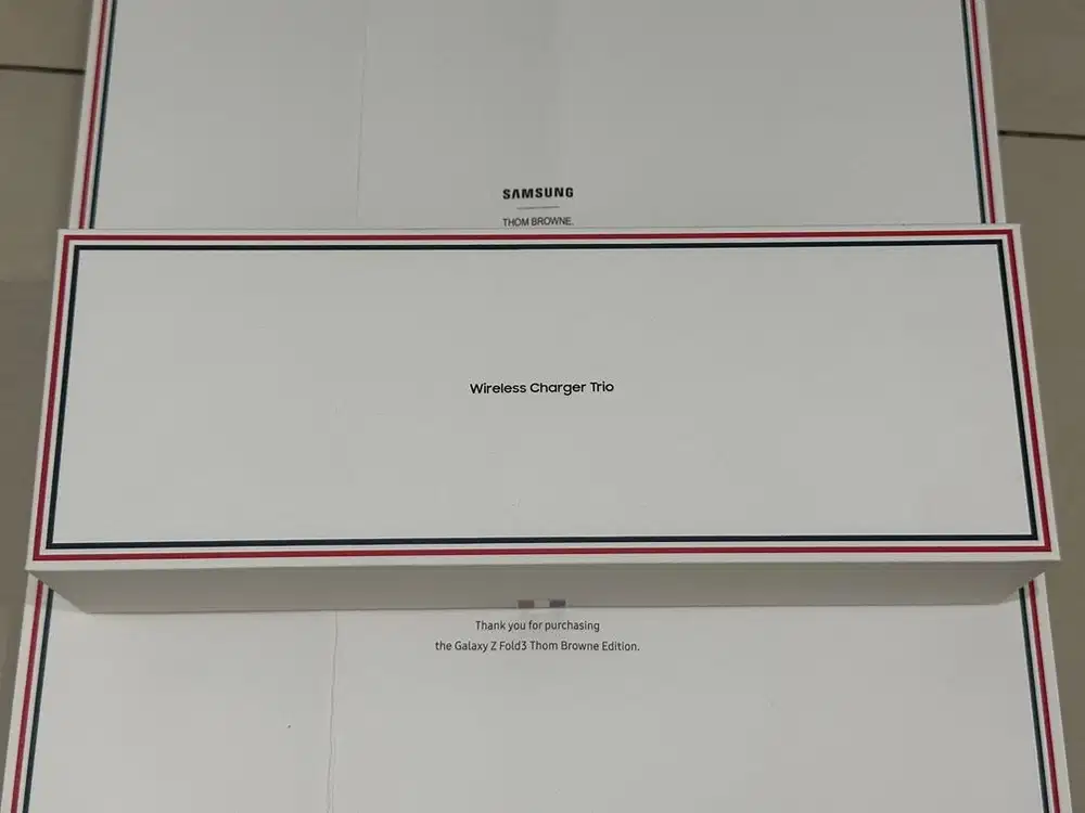 Samsung Wireless Charger Trio Thom Brown ori BNOB ex resmi SEIN duo