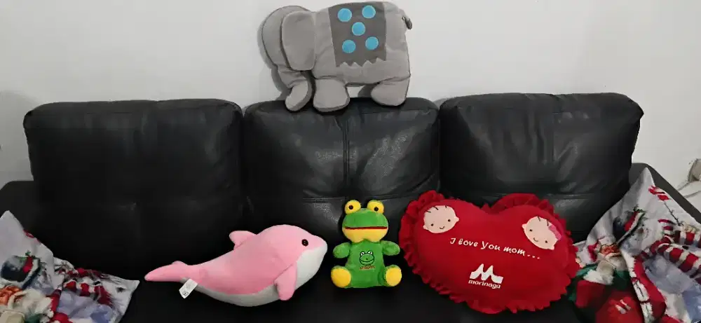 Boneka dan Bantal Aneka Model
