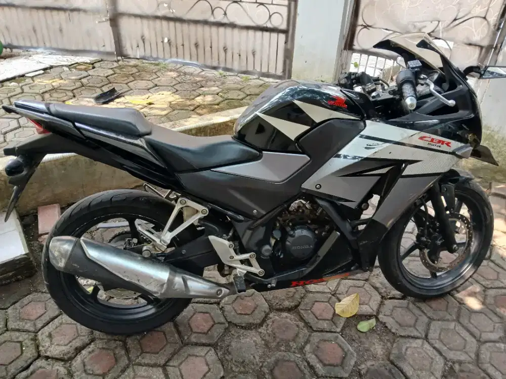 Jual CBR 150 R 2016