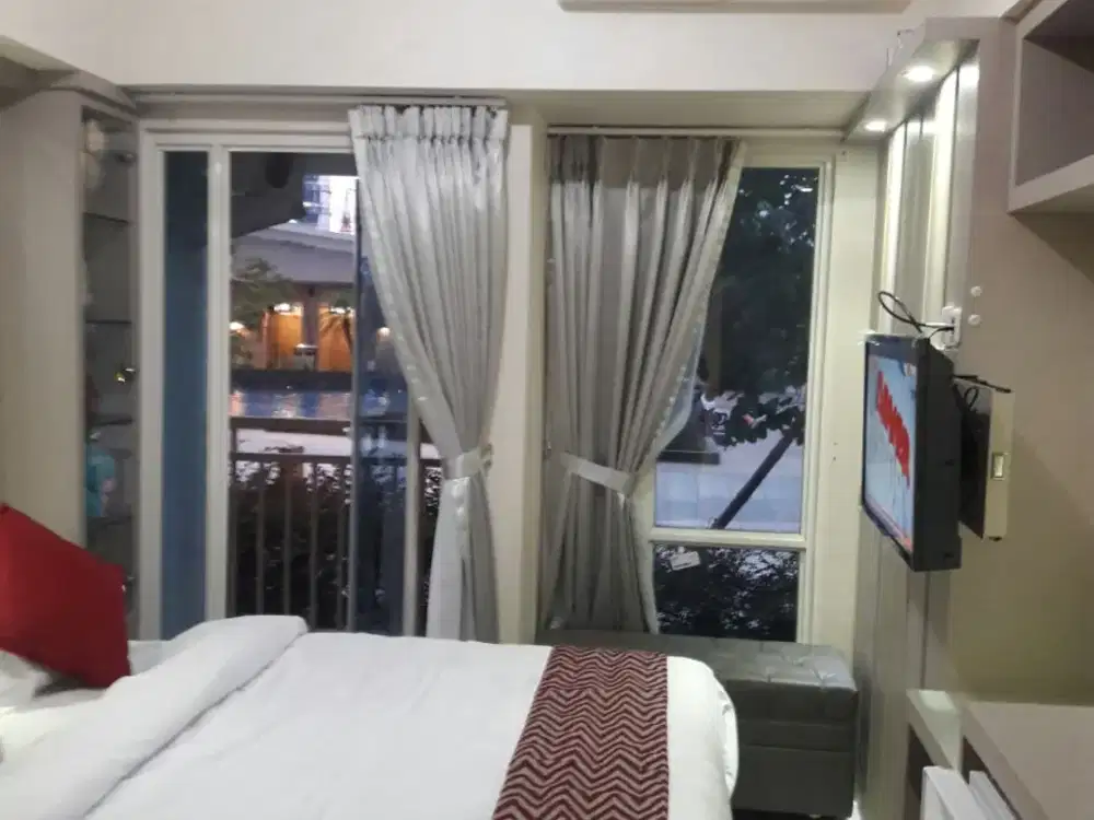 Sewa Tahunan Apartemen Orchard Studio Full Furnish Lantai 32