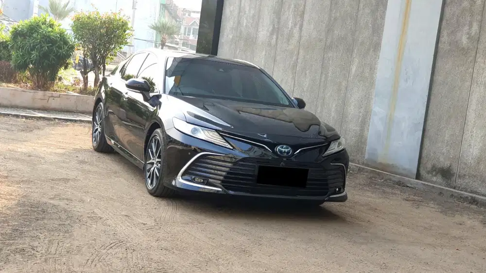 Km 50rb toyota camry hybrid tss jbl 2022 hitam