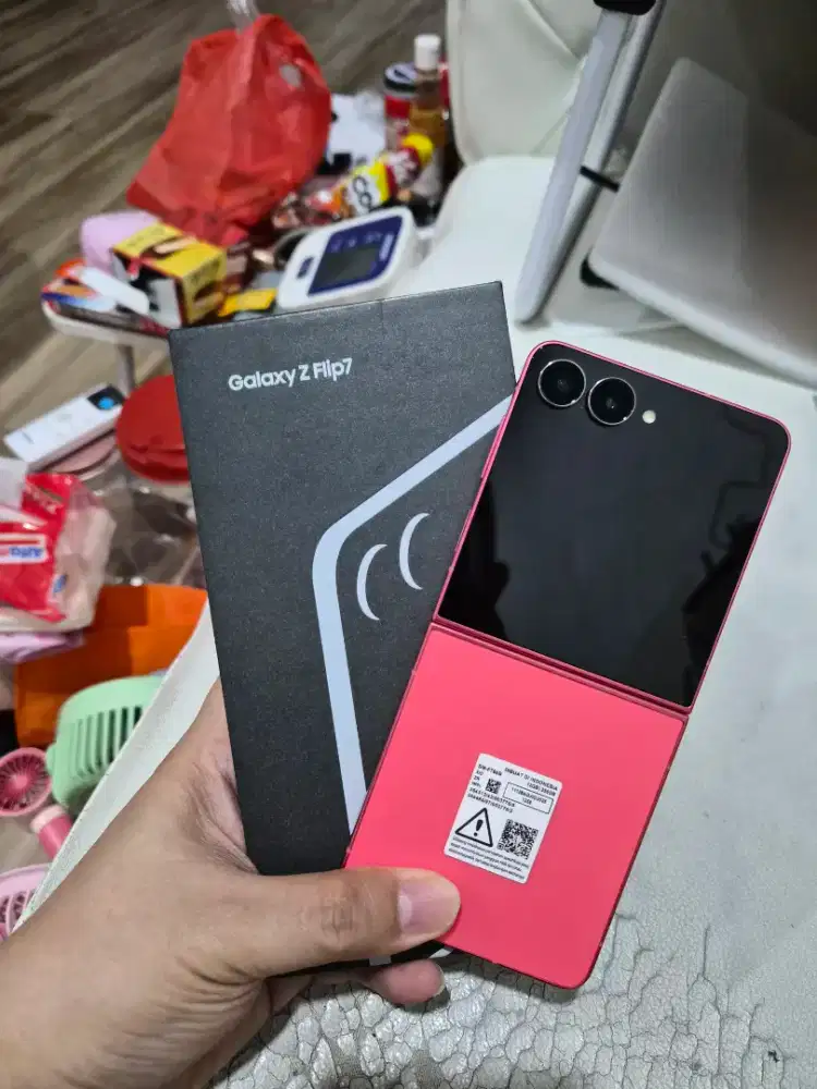 Samsung Zflip 7 12/256 fullset ori,nominus(minus layar ad titik gores)