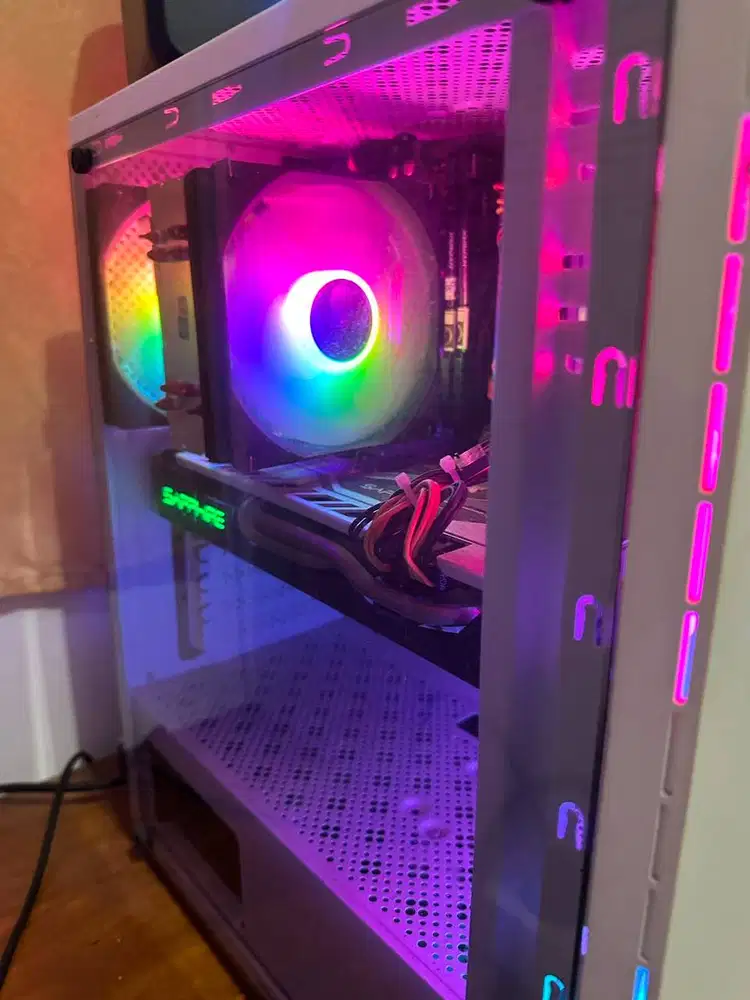 PC Gaming FULLSET i5-10400F + RX 570 4GB + RAM 16GB + Samsung 24 IPS