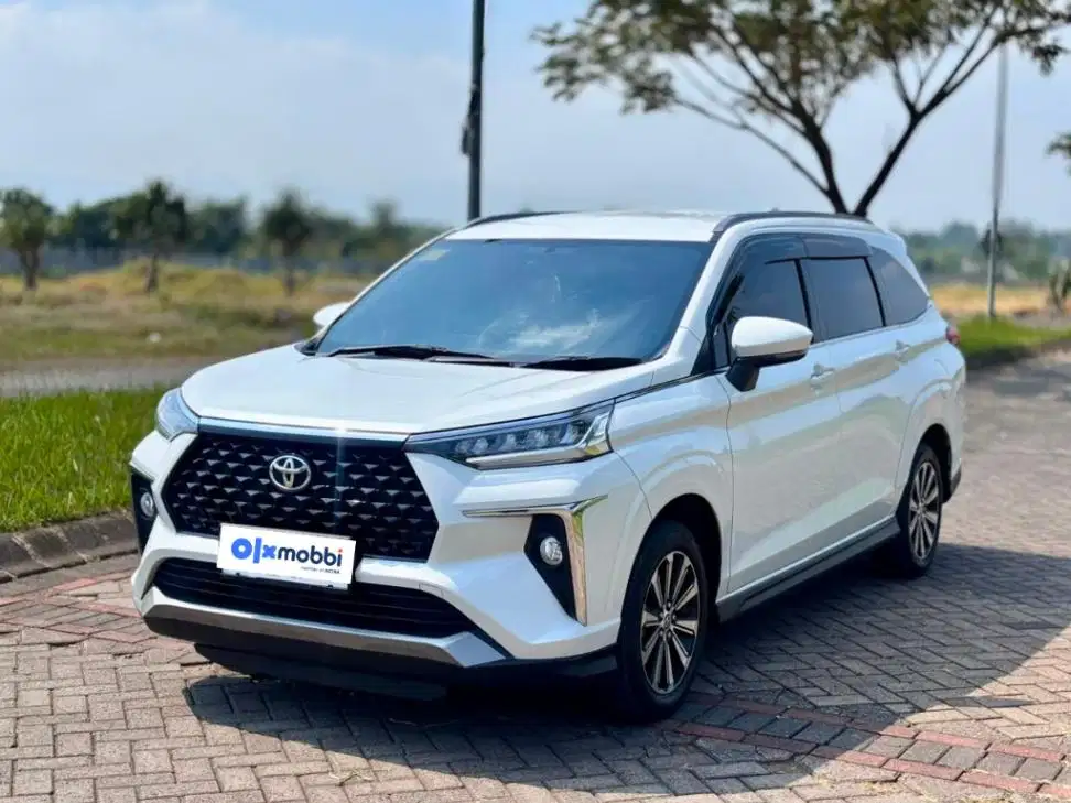 Toyota Avanza 1.5 New Veloz Q CVT Bensin OTOMATIS 2022 LBAL