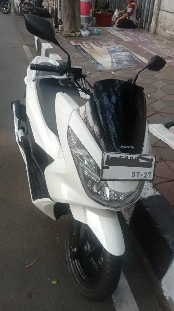 Honda pcx cbu 155cc vietnam 2017 siap pakai