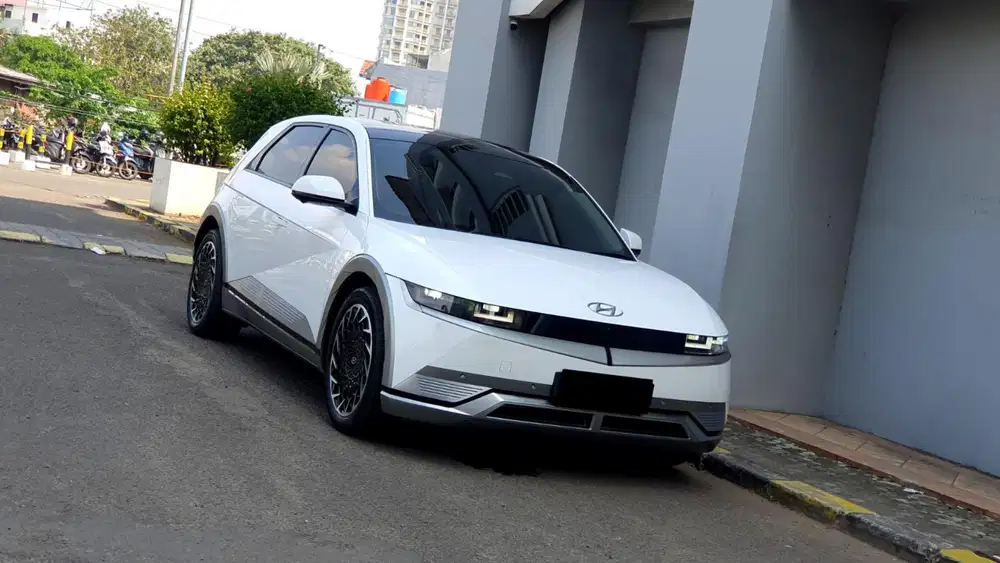 Km 34rb hyundai ioniq 5 ev long range signature 2022 putih
