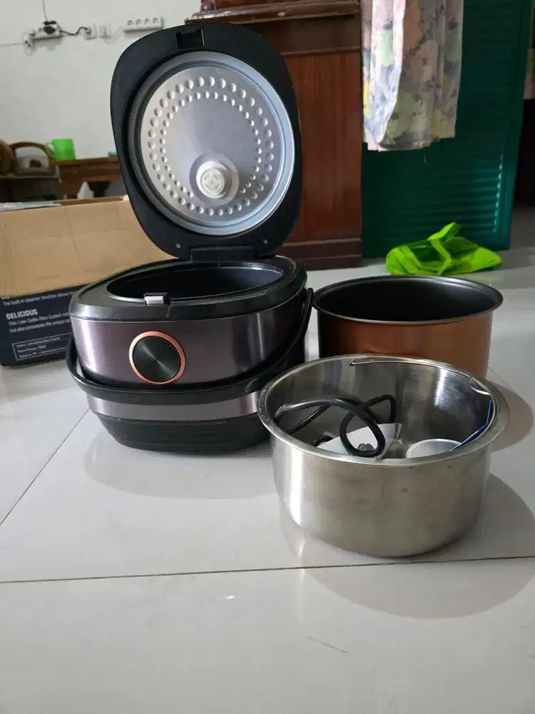 Rice cooker low carbo lock n lock kapasitas 2L dan 700 watt
