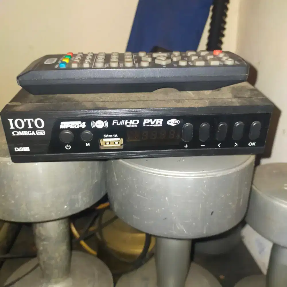 Setbox reciver UHD 4K kondisi normal plus remot