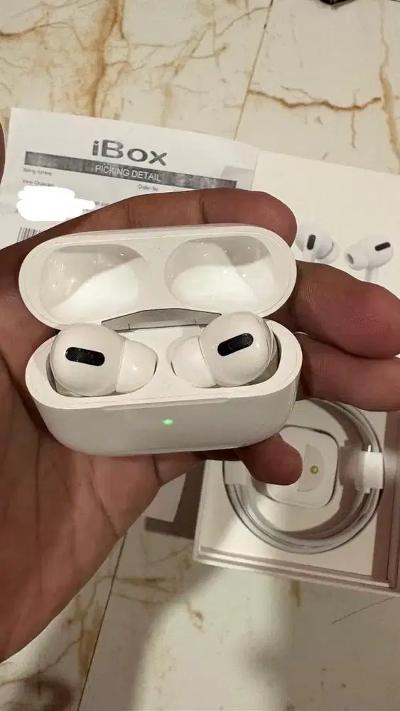 Airpods pro gen1 (bisa nego tipis)