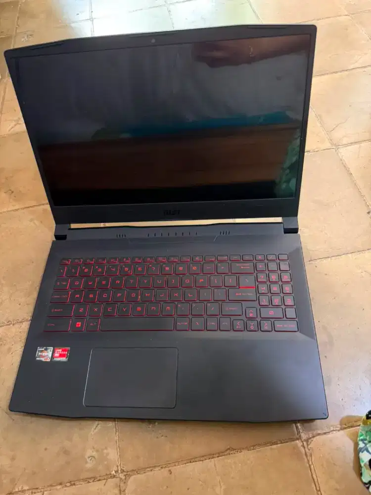 LAPTIP GAMING BRAVO 15