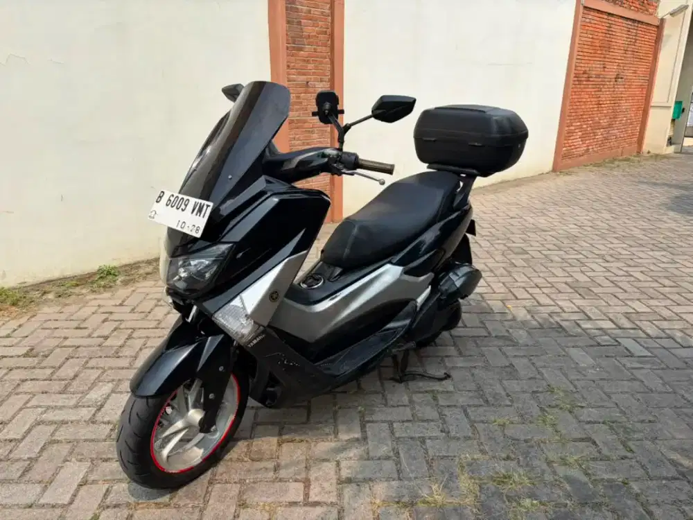 YAMAHA NMAX old 2017