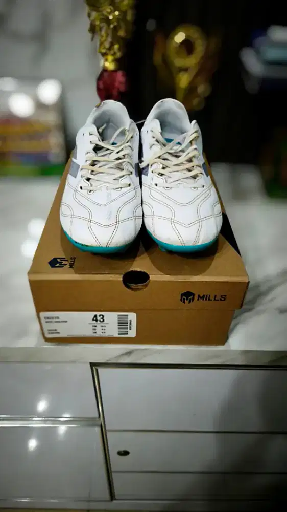 Sepatu Bola Mills Enzo FG