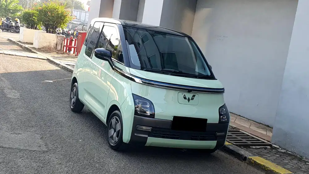 Km 19rb wuling air ev long range 2022 hijau avocado green