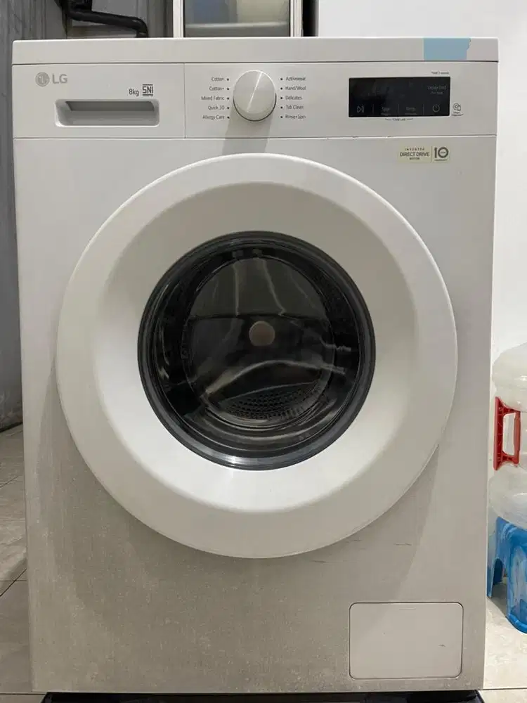 Mesin cuci front loading LG 8kg