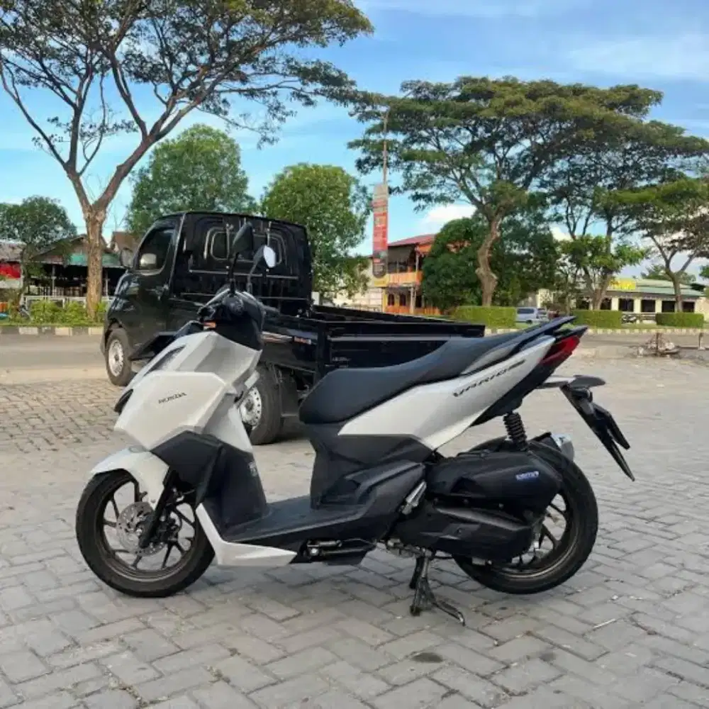 Vario 160 CBS 2025 Bln 10 B-TGR PJK ON Srt LKP Remot 2 Gres KM 12rb
