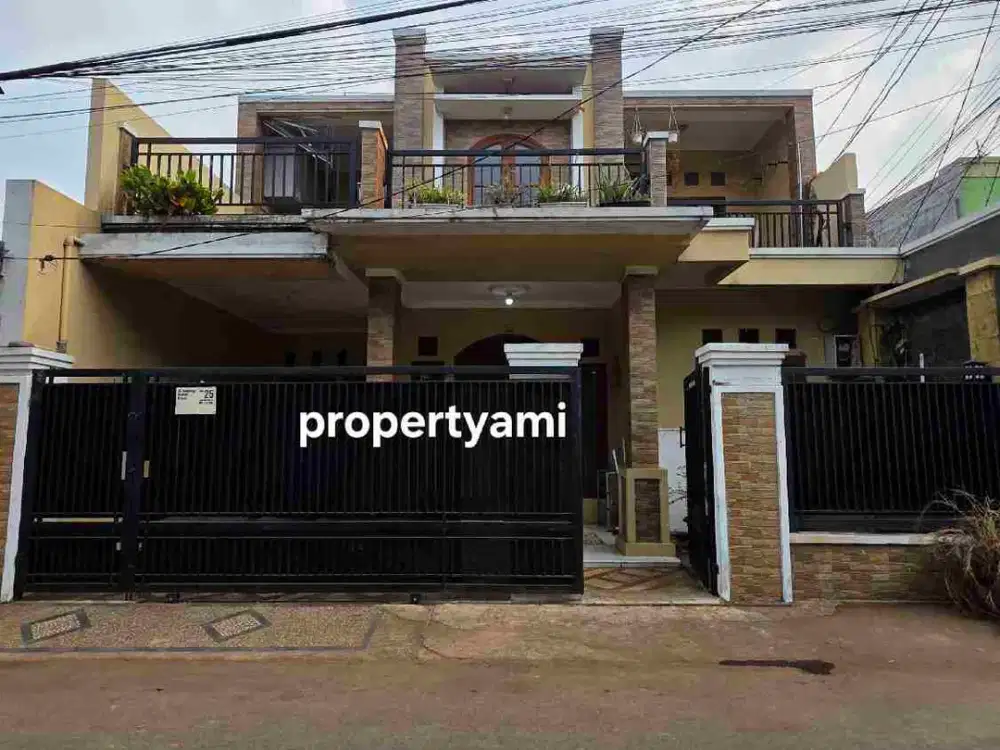 jual butuh rumah Semi-furnished di duren sawit dekat Buaran plaza jaktim