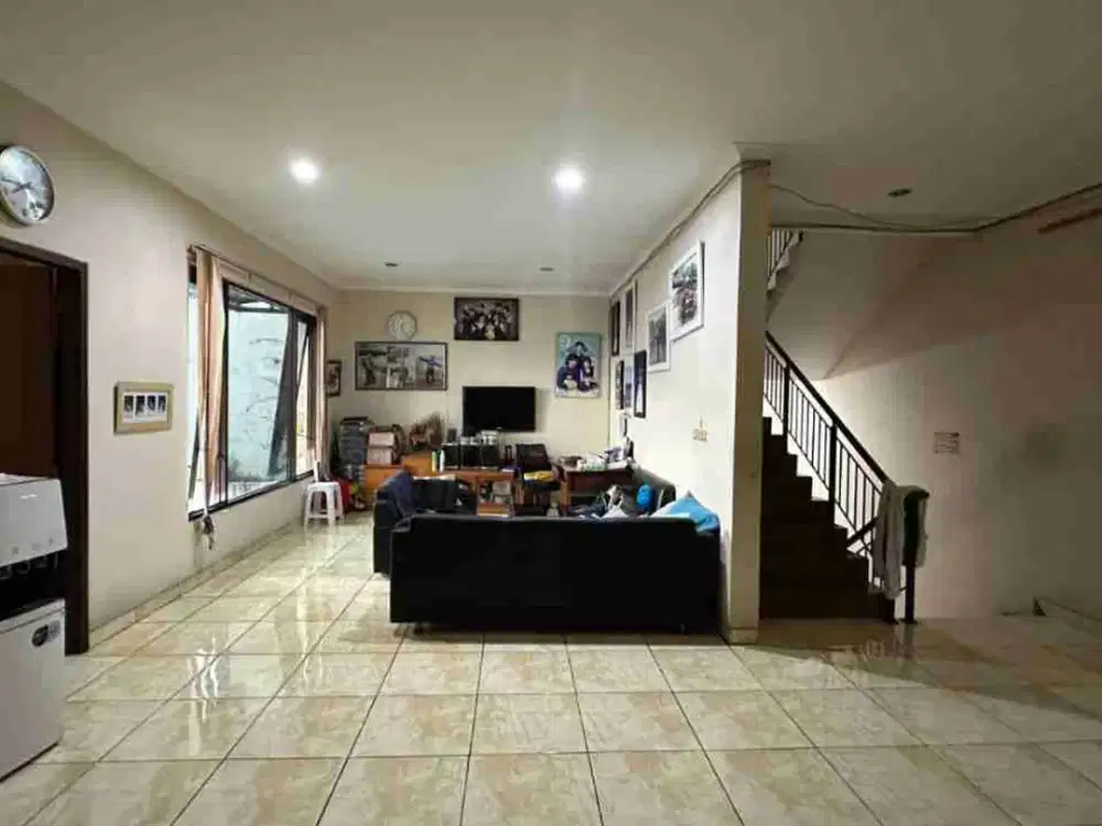 Dijual Rumah Terawat Dekat Bandara Husen