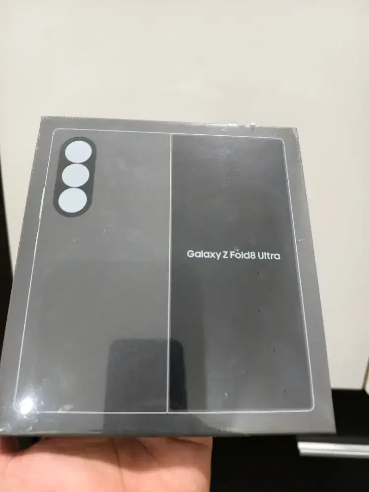 Samsung Z Fold 8 Ultra 12/526