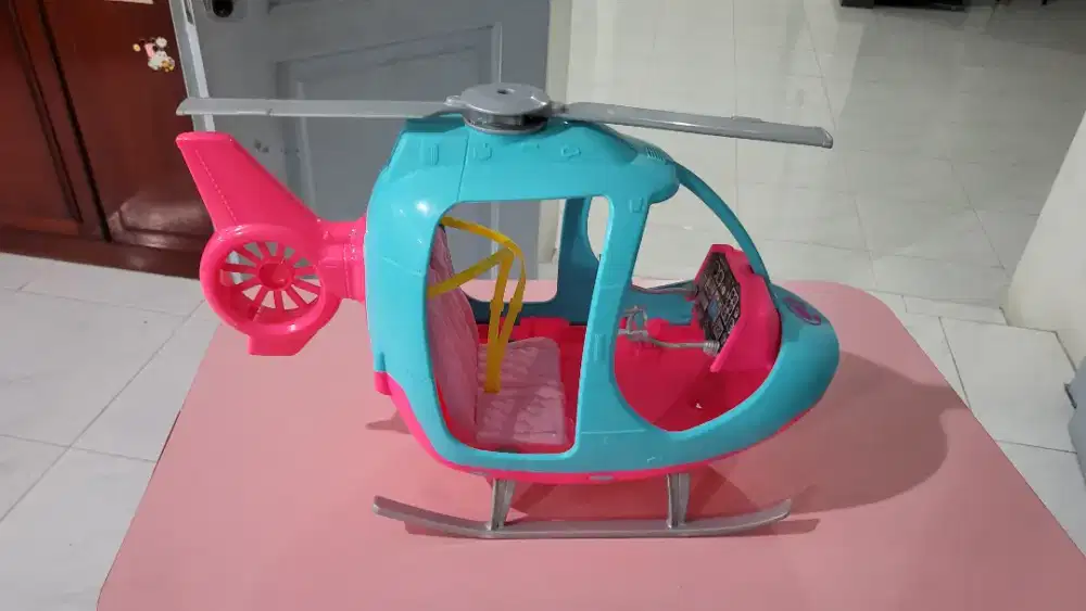 Mainan Barbie Helicopter