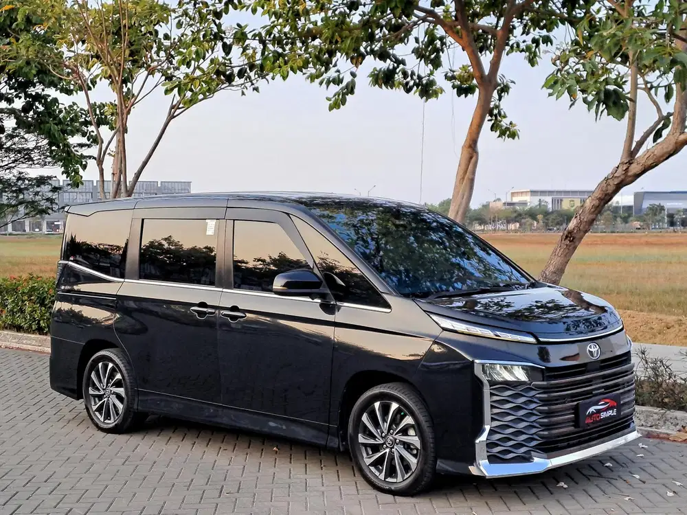 [TERMURAH]Toyota Voxy 2.0 TSS CVT 2023 Voxy 2023 Voxy 2024 Voxy 2025