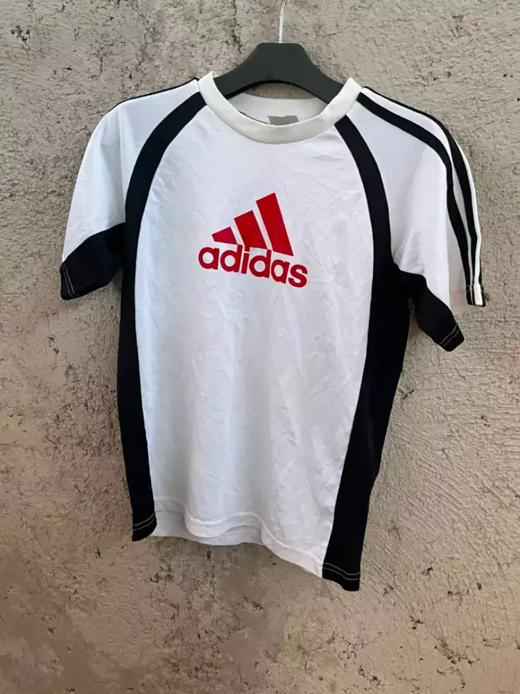 Jersey branded masih bagus