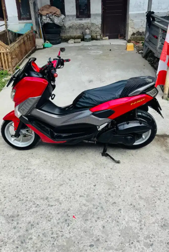 NMAX 2016 BODY FULL WARPING STICKER RED CANDY+CARBON