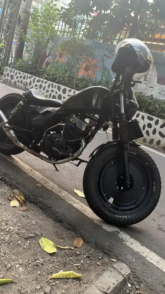 Motor Suzuki Thunder