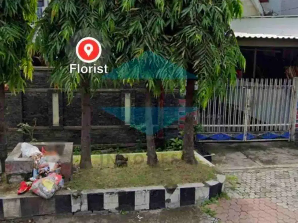 Tumapel Peris depan sekolah St Maria Surabaya