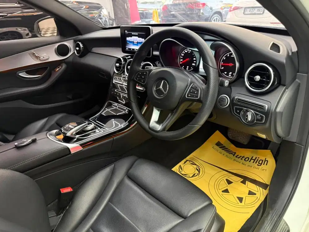 DP10% [Km18.000] C200 AMG 2018 White Reg 2019 #AUTOHIGH