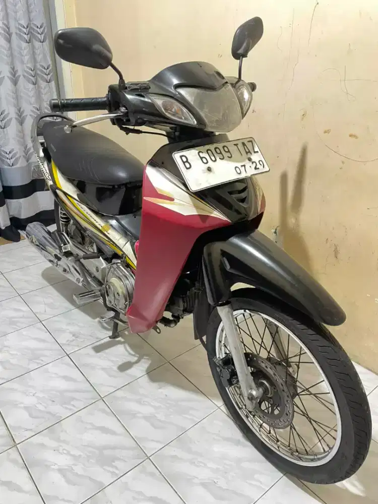 Honda kharisma 2004 orisinil