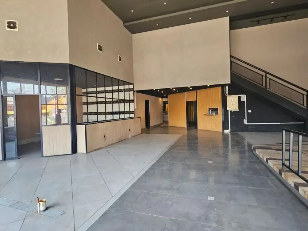 Bangunan Komersil Surabaya Pusat Siap Pakai Sangat Strategis