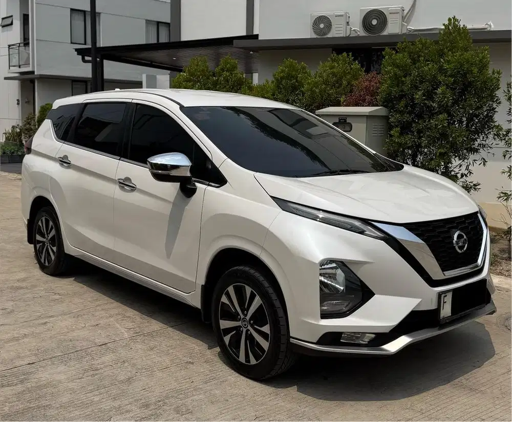NISSAN LIVINA VL 2019 MATIC PUTIH HARGA CASH NETT TINGGAL PAKAI
