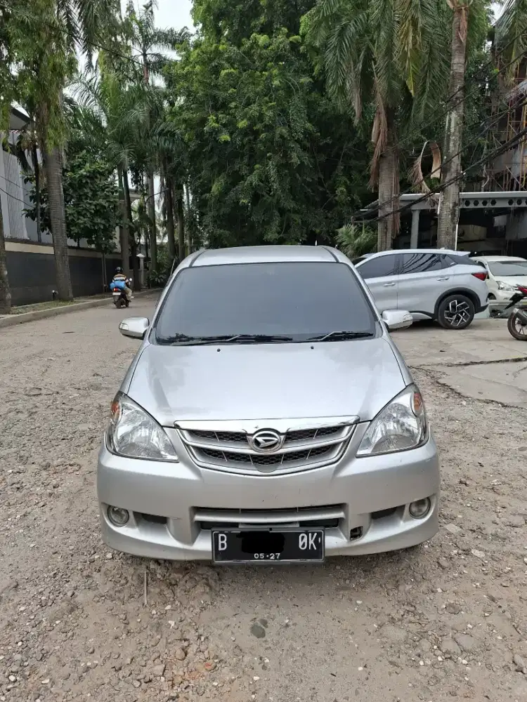 Daihatsu Xenia 1.0 Li vvti manual - tangan pertama