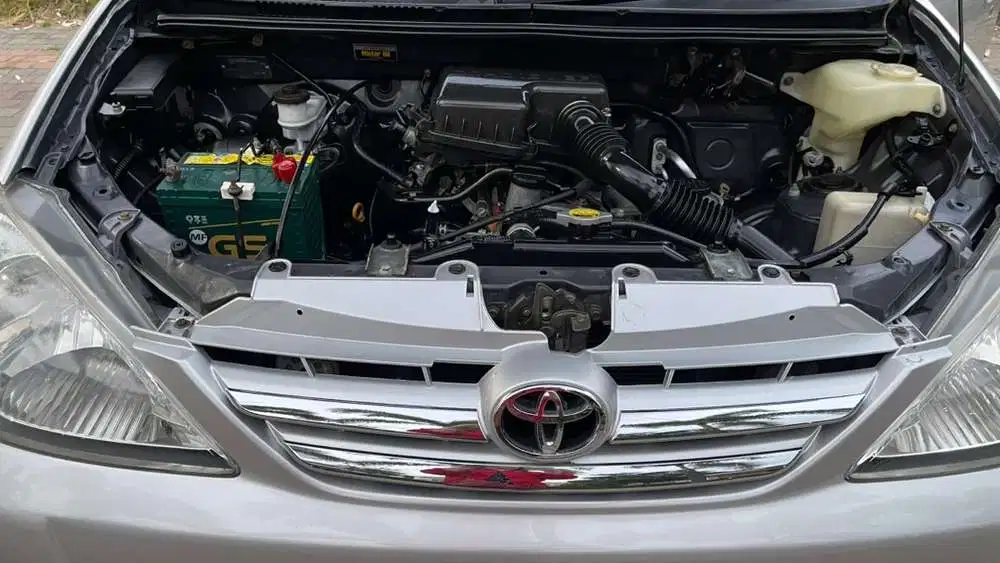 Toyota Avanza 2005 Bensin