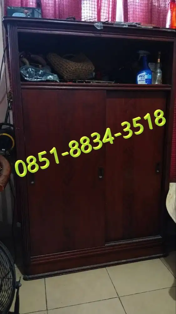 lemari pakaian terbuat dari kayu Jati murah bangets