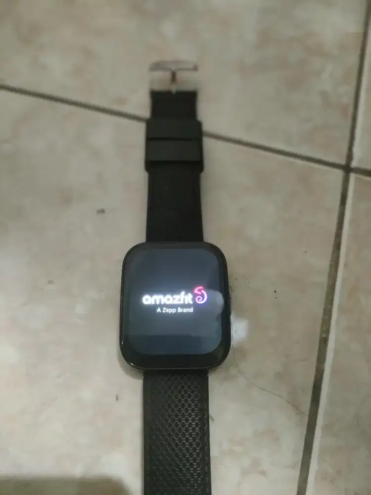 Smartwatch amazfit bip5