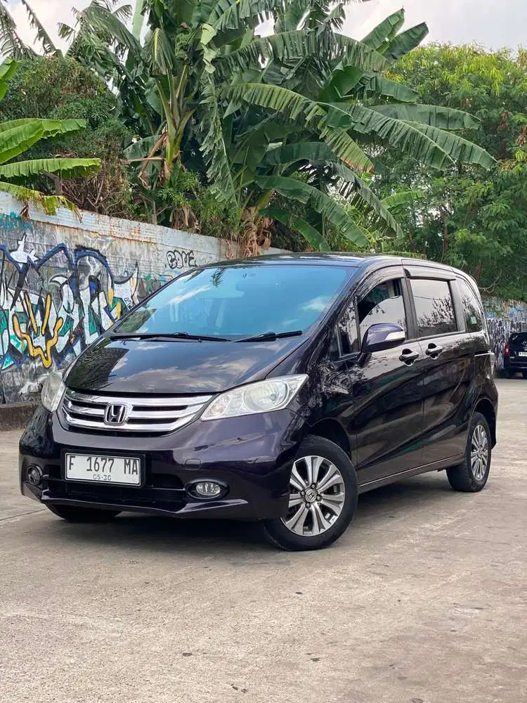 Honda Freed 2015 Bensin
